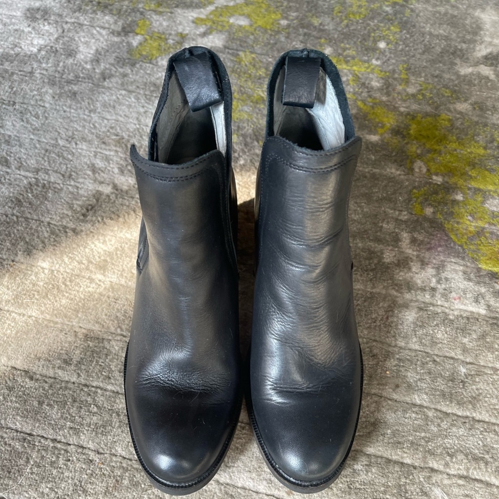 BOC born ankle boots size 40